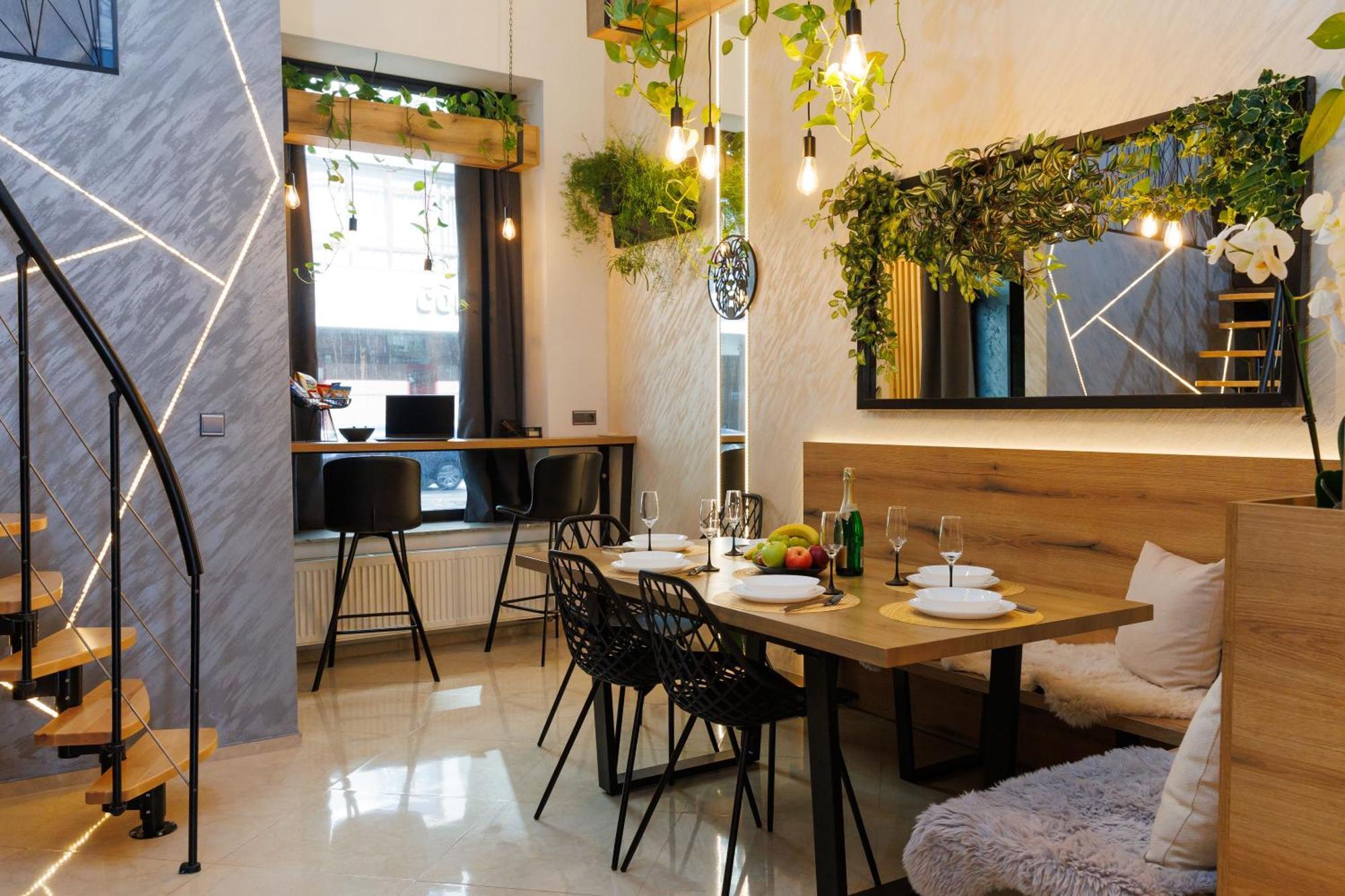 Apartment Leo & Private Zone - Old *